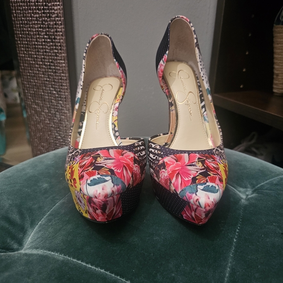 Jessica Simpson Rinah Heels - Picture 3 of 5